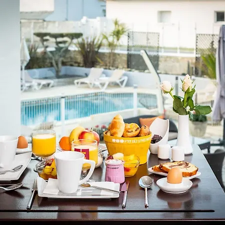 Face Aux Flots Hotel